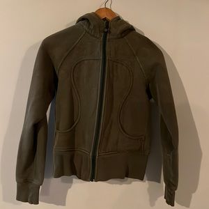 Lululemon Hoodie sz sm *make a bundle offer*multiple items discounted*just ask*